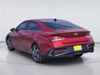 Hyundai ELANTRA 2024 SEL Sedán 4p.