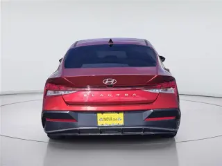 Hyundai ELANTRA 2024 SEL Sedán 4p.
