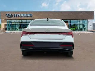 Hyundai ELANTRA 2024 SEL 4p Sedan