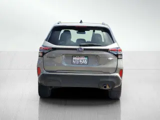 Subaru Forester 2025 AWD Touring 4p Crossover
