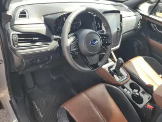 Subaru Forester 2025 AWD Touring 4p Crossover