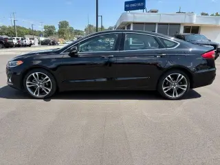Ford Fusion 2020 AWD Titanium 4p Sedan