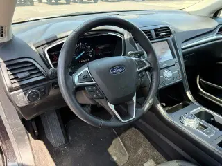 Ford Fusion 2020 AWD Titanium 4p Sedan