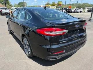Ford Fusion 2020 AWD Titanium 4p Sedan