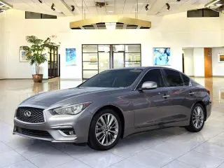 INFINITI Q50 2019 3.0T Luxe Sedán 4p