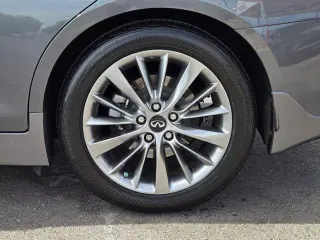 INFINITI Q50 2019 3.0T Luxe Sedán 4p