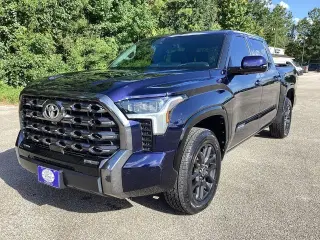 Toyota Tundra 2023 4x4 Platinum 4p CrewMax Cab Pickup SB