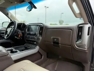 Chevrolet Silverado 1500 2018 4x4 LTZ 4p Crew Cab 5.8 ft. CB