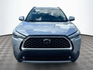 Toyota Corolla Cross 2024 AWD XLE 4p Crossover