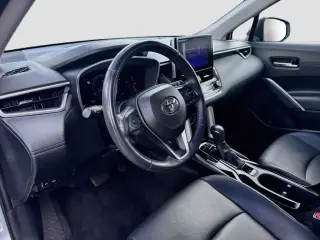 Toyota Corolla Cross 2024 AWD XLE 4p Crossover