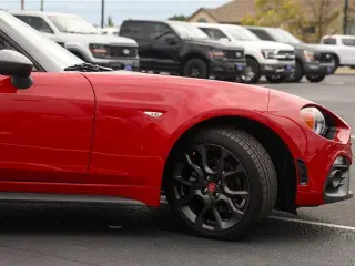 FIAT 124 Spider 2017 Abarth 2p Convertible