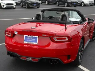FIAT 124 Spider 2017 Abarth 2p Convertible