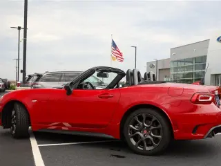 FIAT 124 Spider 2017 Abarth 2p Convertible