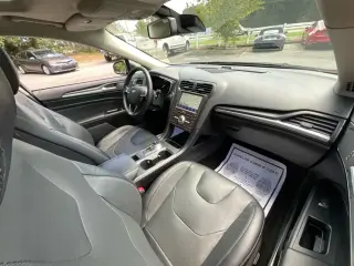 Ford Fusion 2020 AWD Titanium 4p Sedan