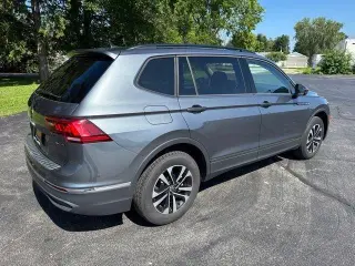 Volkswagen Tiguan 2022 AWD S 4Motion 4p SUV