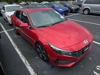 Hyundai ELANTRA 2022 Limited 4p Sedan
