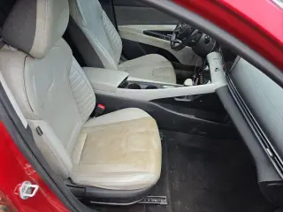 Hyundai ELANTRA 2022 Limited 4p Sedan