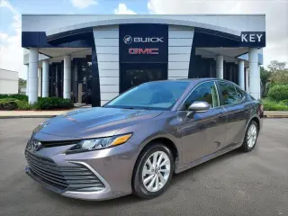 Toyota Camry 2024 LE 4p Sedan