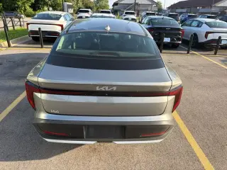 Kia K4 2025 LXS 4p Sedan