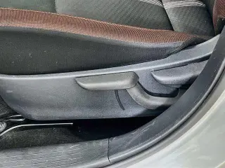 Nissan Versa 2024 SR 4p Sedan