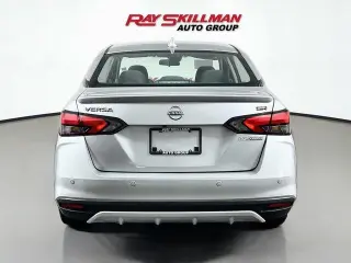 Nissan Versa 2024 SR 4p Sedan