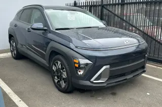 Hyundai KONA 2024 SEL Crossover de 4 puertas