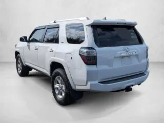 Toyota 4Runner 2015 4x2 SR5 SUV de 4 puertas