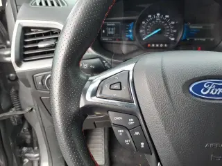 Ford Edge 2022 AWD SEL 4dr Crossover