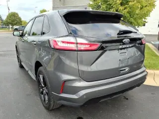 Ford Edge 2022 AWD SEL 4dr Crossover