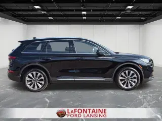 Lincoln Corsair 2022 AWD Reserve 4dr SUV