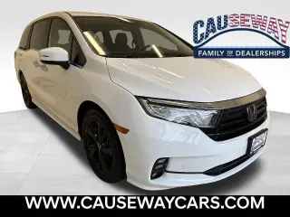 Honda Odyssey 2024 Touring Miniván de 4 puertas
