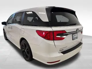 Honda Odyssey 2024 Touring Miniván de 4 puertas