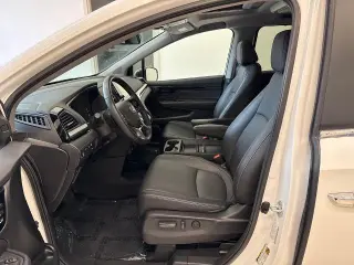 Honda Odyssey 2024 Touring Miniván de 4 puertas