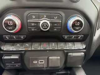 GMC Sierra 1500 Limited 2022 4x4 AT4 Cabina Crew Cab de 4 puertas y caja corta de 5.8 pies