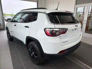 Jeep Compass 2024 4x4 Latitude SUV de 4 puertas