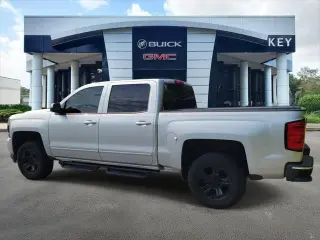 Chevrolet Silverado 1500 2018 4x2 LT 4dr Crew Cab 5,8 pies SB
