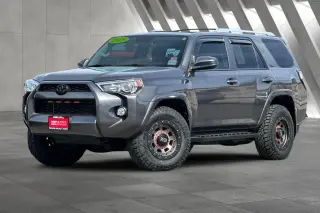 Toyota 4Runner 2018 4x4 SR5 4 puertas SUV