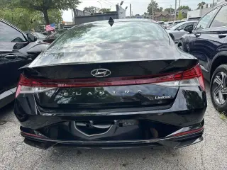 Hyundai ELANTRA 2023 Limited 4dr Sedan SULEV