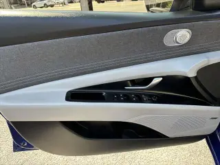 Hyundai ELANTRA Hybrid 2023 Sedán de 4 puertas