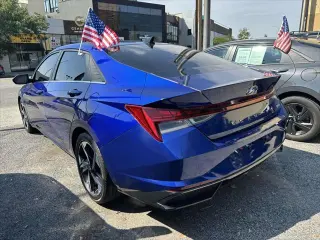 Hyundai ELANTRA Hybrid 2023 Sedán de 4 puertas