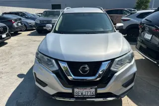 Nissan Rogue 2018 S Crossover de 4 puertas