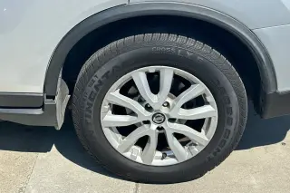 Nissan Rogue 2018 S Crossover de 4 puertas
