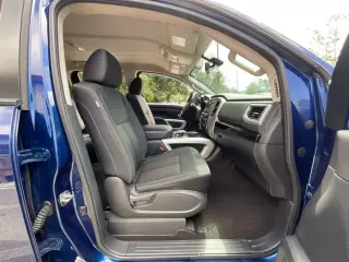 Nissan Titan XD 2019 4x4 S 4dr Crew Cab