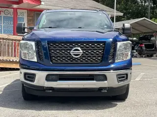Nissan Titan XD 2019 4x4 S 4dr Crew Cab