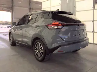 Nissan Kicks 2023 SR Crossover de 4 puertas