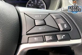 Sedán de 4 puertas Nissan Sentra SV 2025