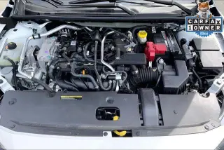 Sedán de 4 puertas Nissan Sentra SV 2025