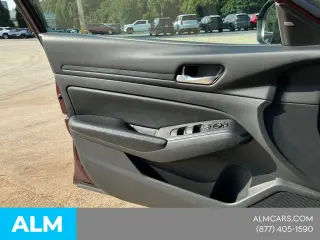 Nissan Altima 2025 Sedán 4 puertas 2.5 SV
