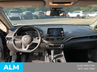 Nissan Altima 2025 2.5 SV Sedán de 4 puertas