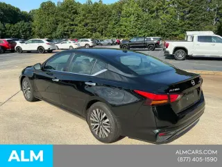 Nissan Altima 2025 2.5 SV Sedán de 4 puertas